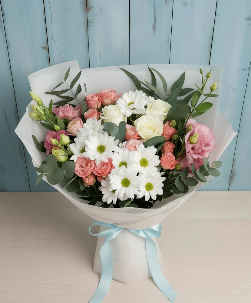 Букет цветов из: Розы, Лизиантусы и Хризантемы в Белорецке