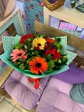 Букет цветов из:  Герберы, Хризантемы и Альстромерии #REPLACE_PRED# Белорецке