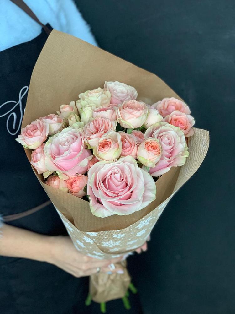 Букет цветов из: Хризантемы и Розы в Белорецке