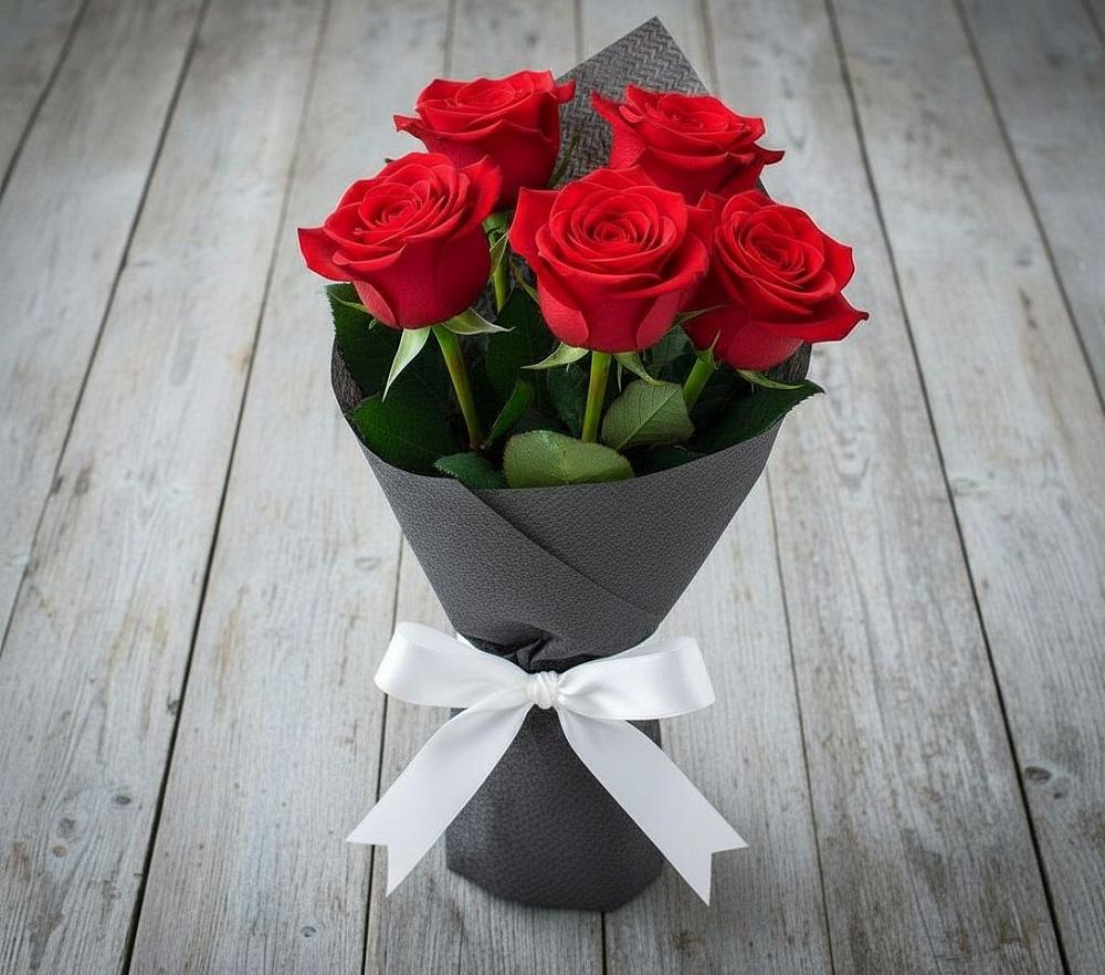 Букет 5 Красных роз Эдлесс Лав в Белорецке