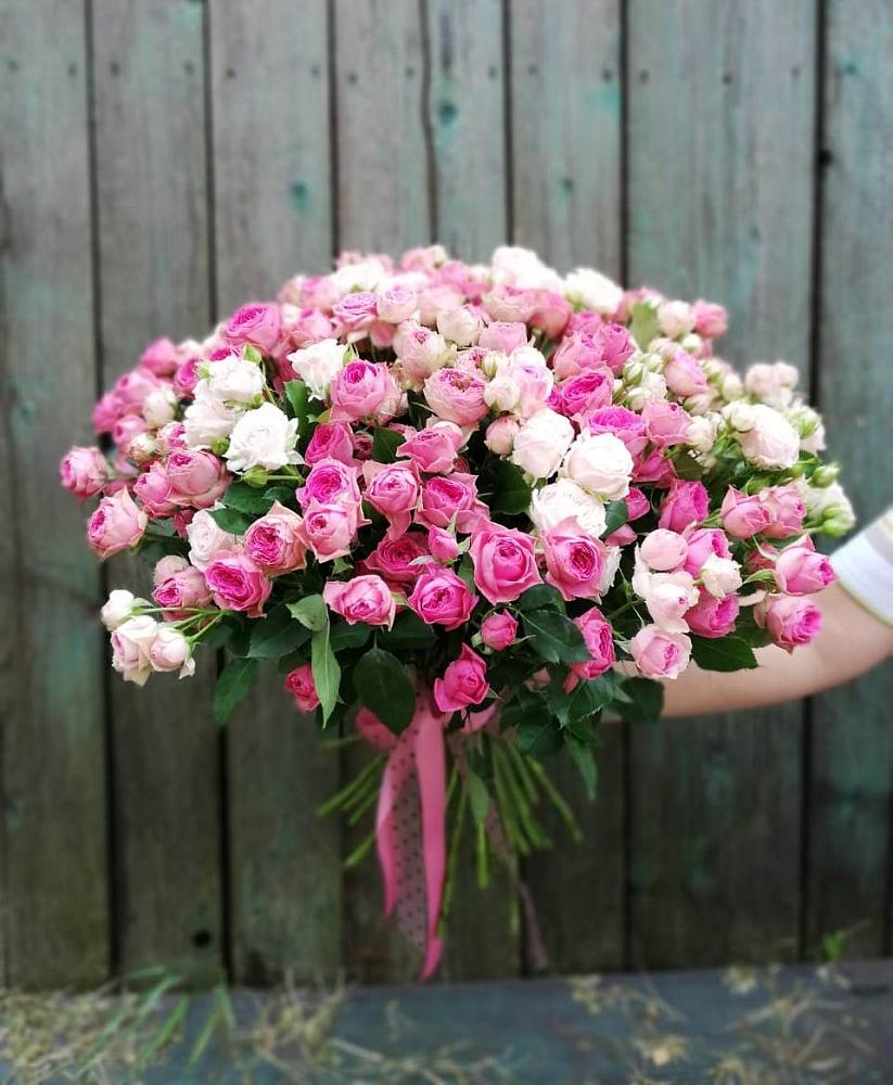 Букет Розовые кустовые розы Натали и Лав Лидия в Белорецке
